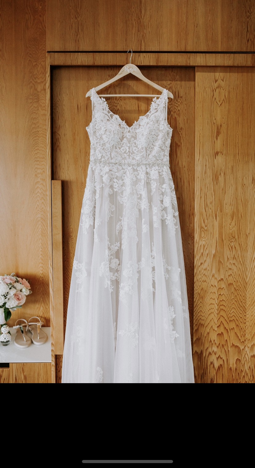Madi Lane Ezana Used Wedding Dress - Stillwhite