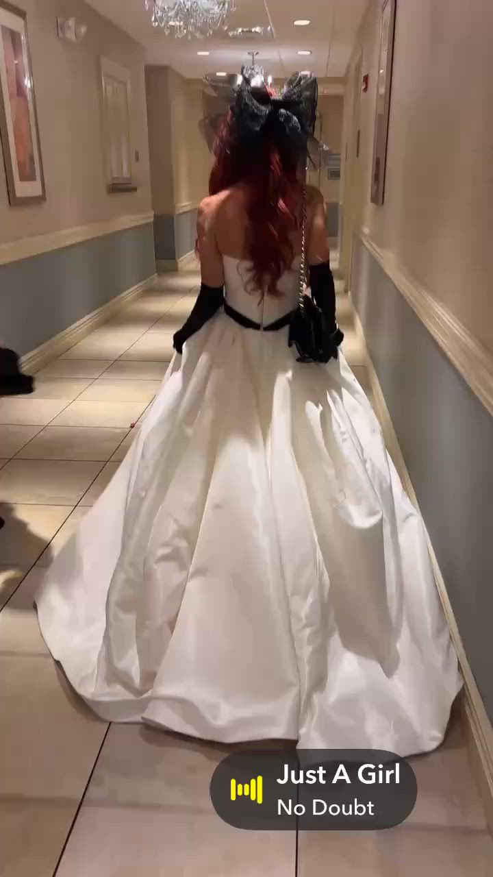 Penelope & Lex, Calvet Couture
