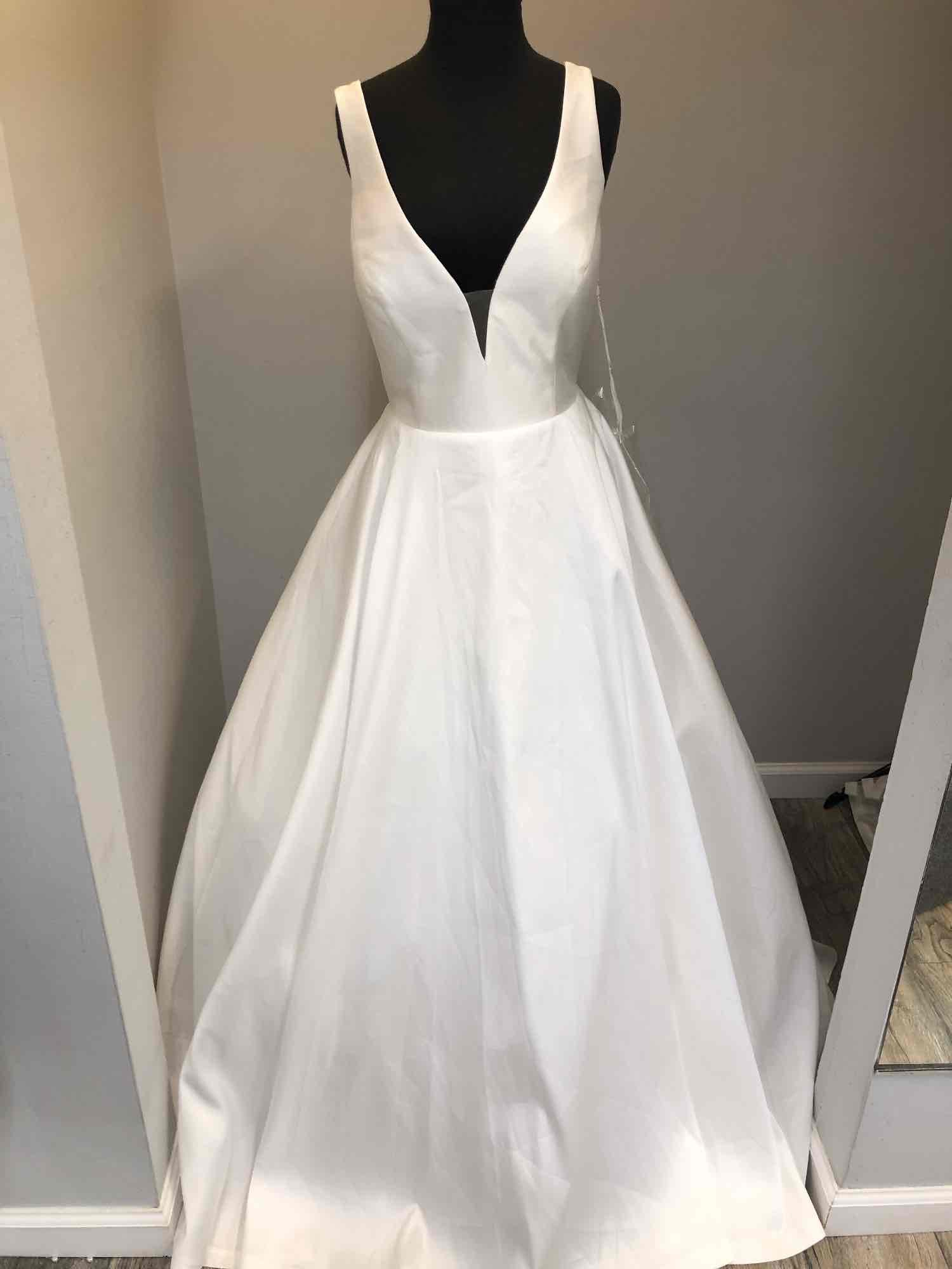 Allure Bridals 9813 Wedding Dress Save 50% - Stillwhite