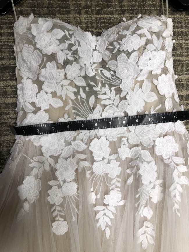 mira zwillinger sample sale