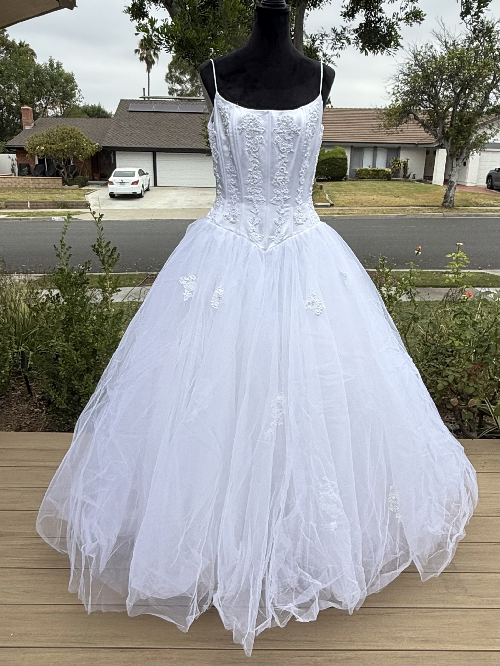 oleg cassini formal dresses Beautiful Designer Oleg Cassini Green Satin Vintage Dress main image 0