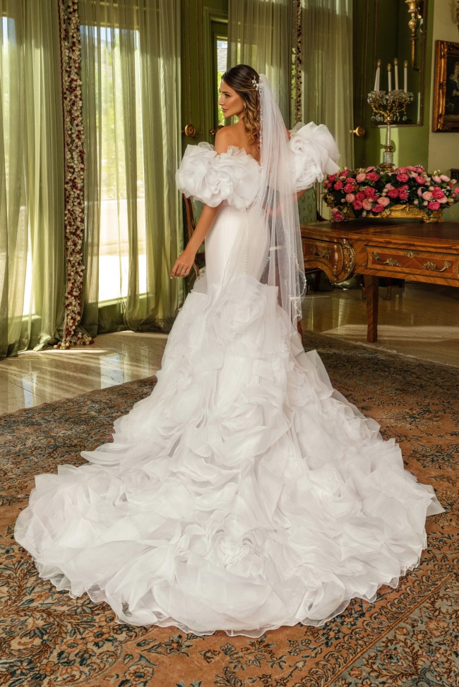 Kitty Chen Sample Wedding Dress Save 62 Stillwhite