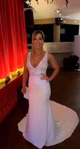 Pronovias, Emily
