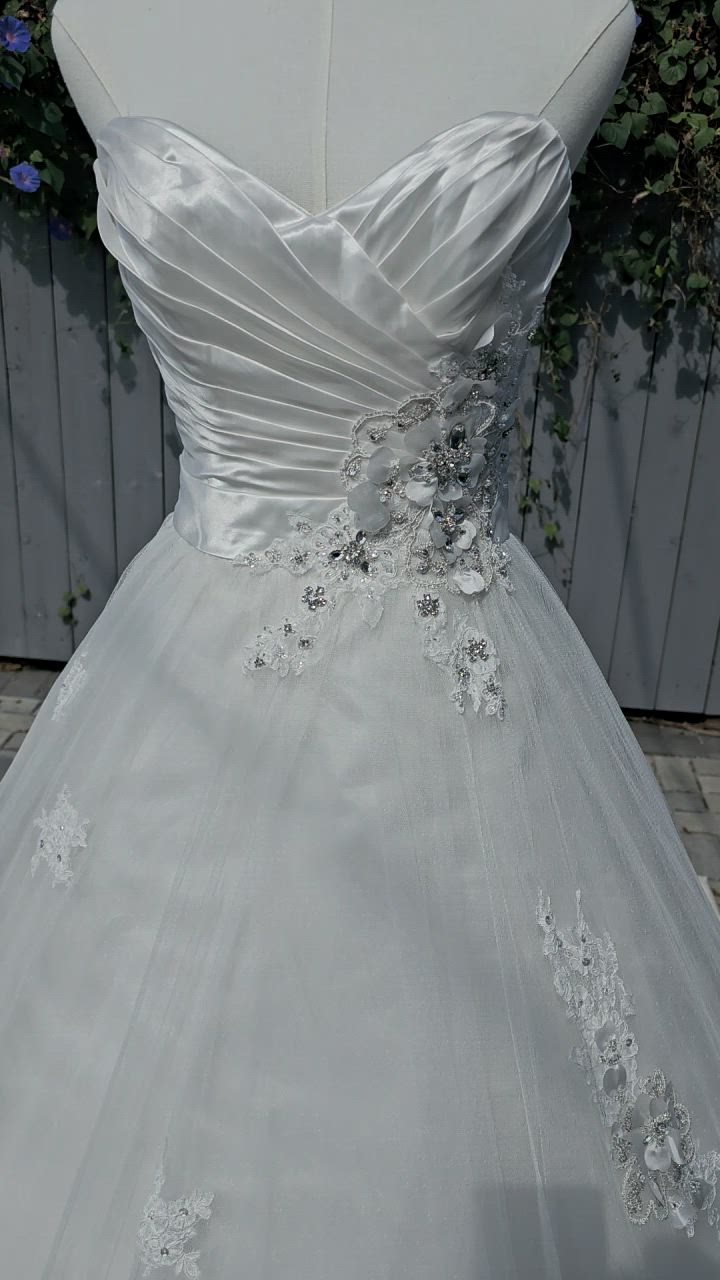 Maggie Sottero, Brand New W/ Tags, Unaltered, Pristine Condition
