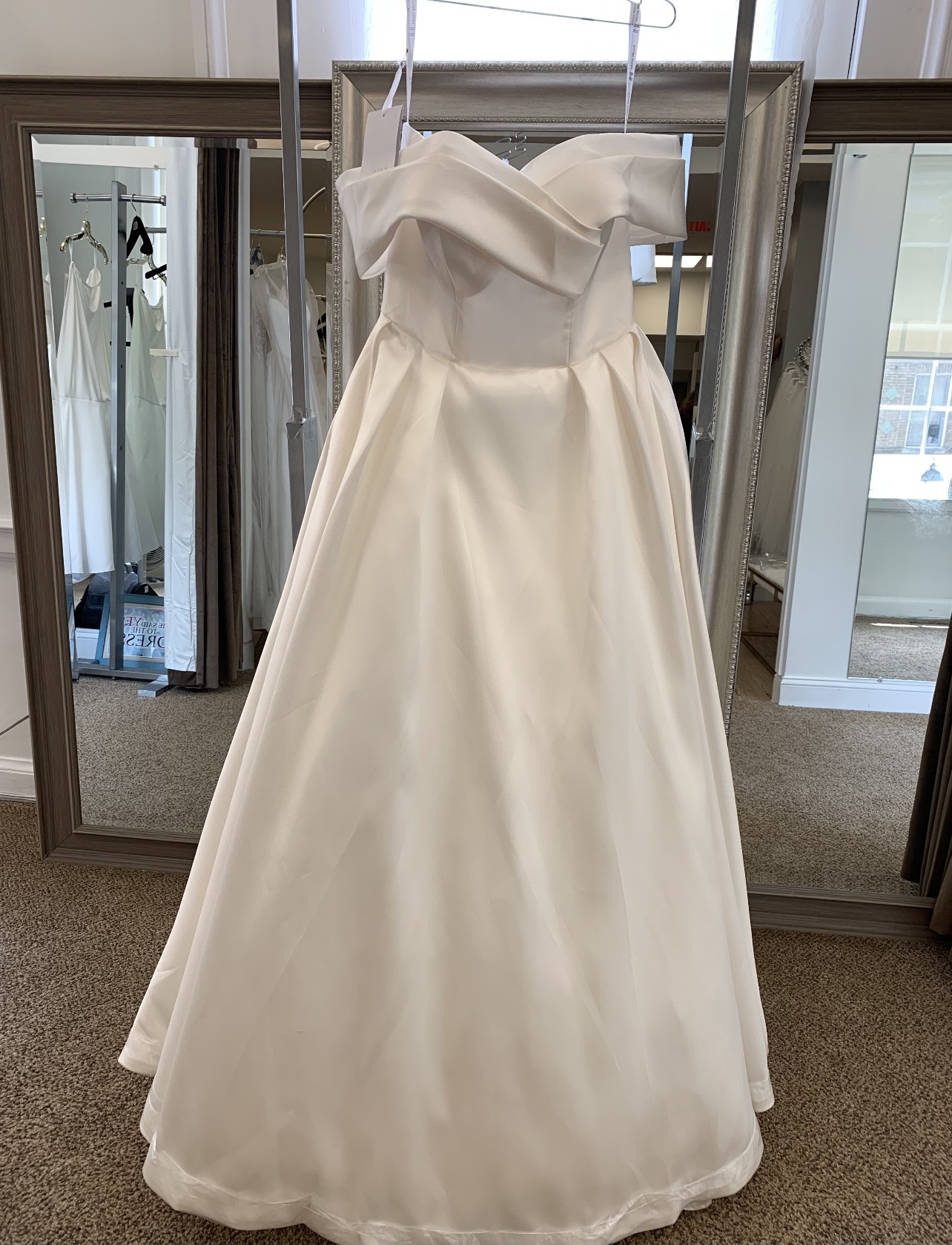 Milla Nova Matilda New Wedding Dress Save 26% - Stillwhite