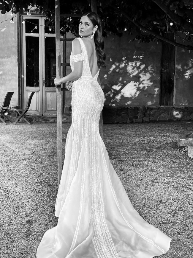 Cassandra Renee Sample Wedding Dress Save 45% - Stillwhite