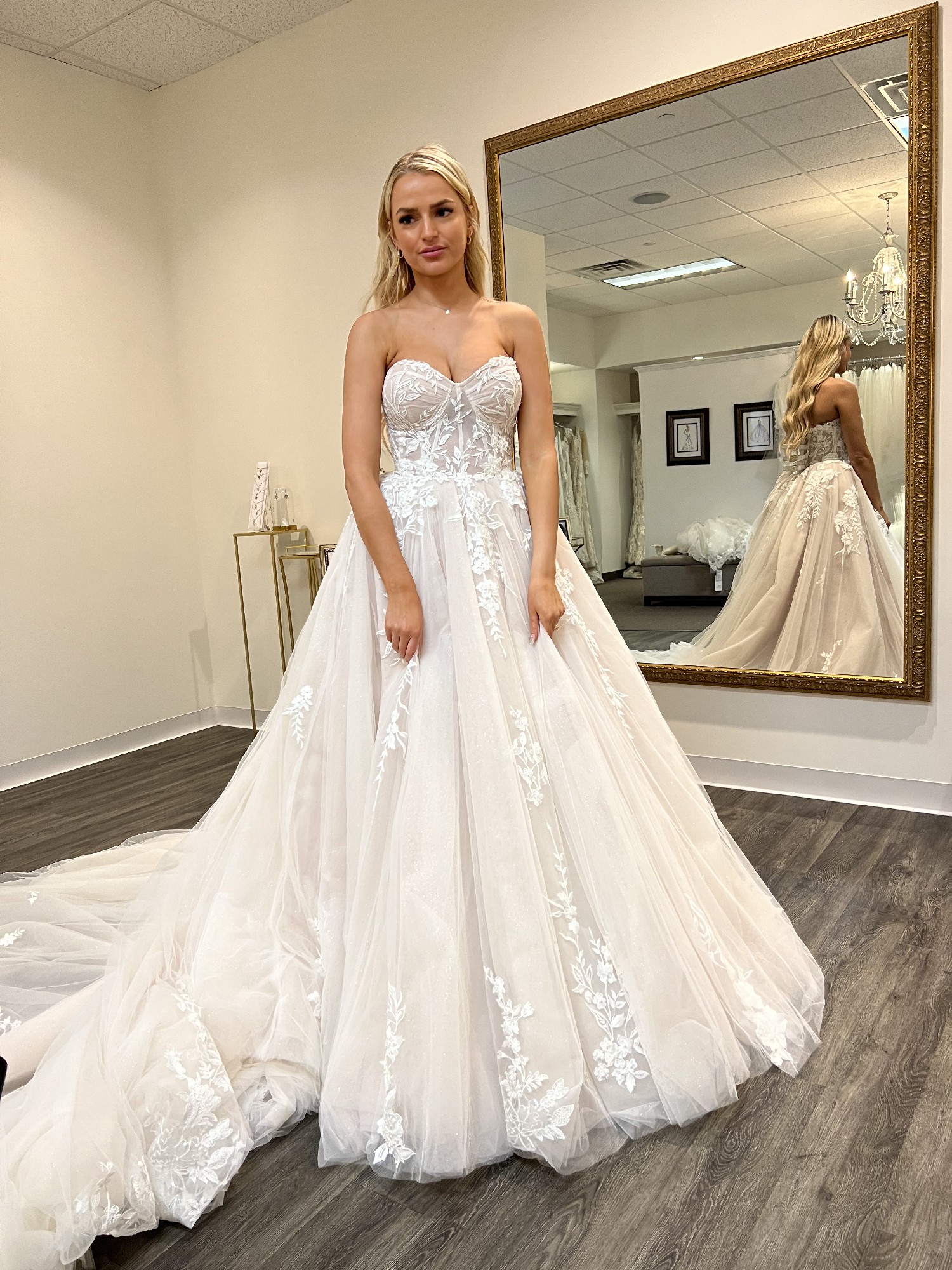 Martina Liana 1413 New Wedding Dress Save 31% - Stillwhite