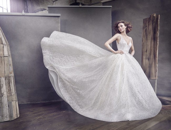 Lazaro 3662 Preowned Wedding Dress On Sale Stillwhite United Kingdom