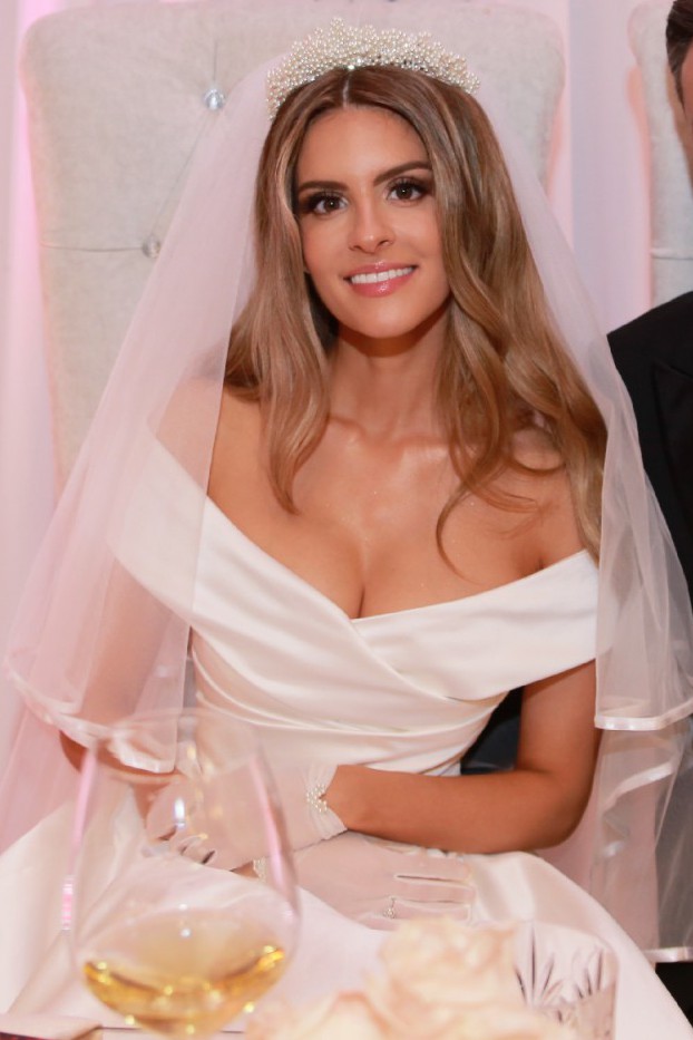 Elie Saab Look 03 FW 2019 Bridal Collection Wedding Dress Save 70% -  Stillwhite