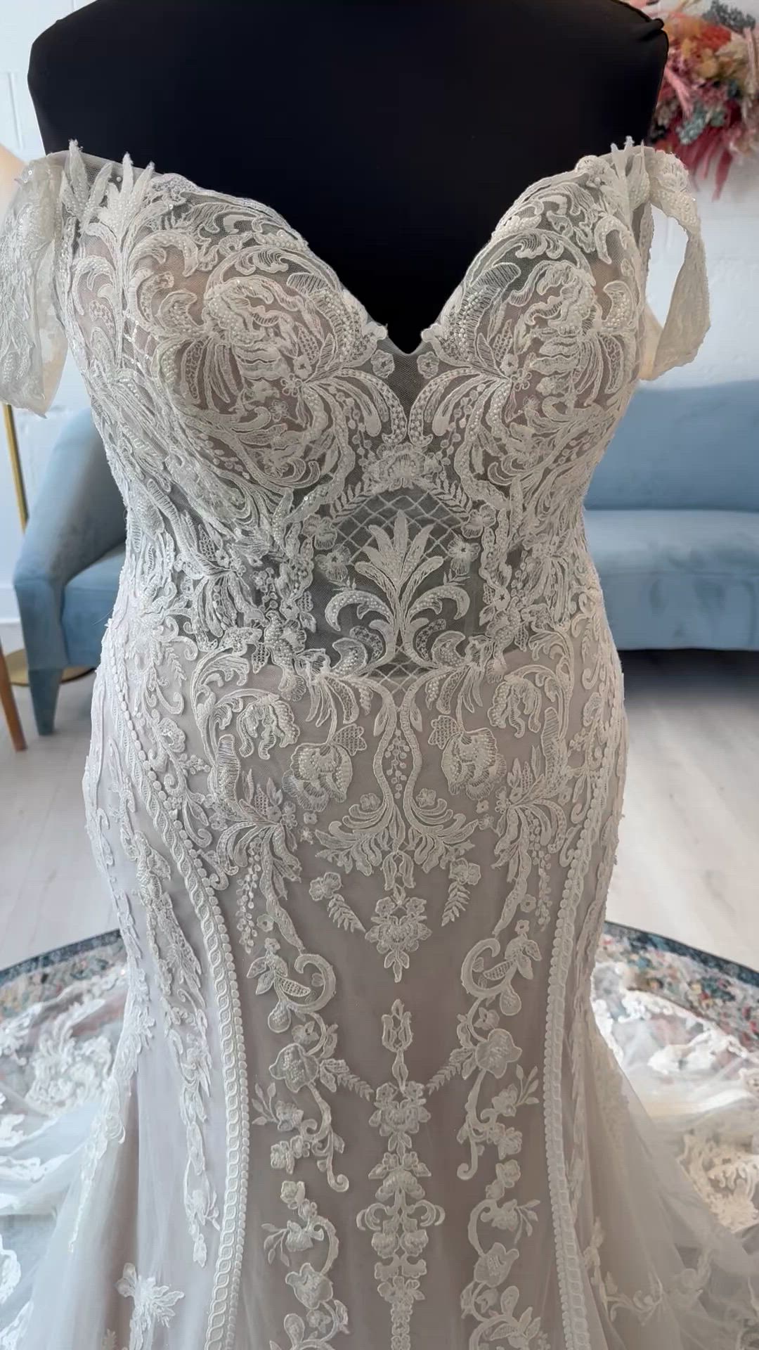 Anora Bridal, Stephanie