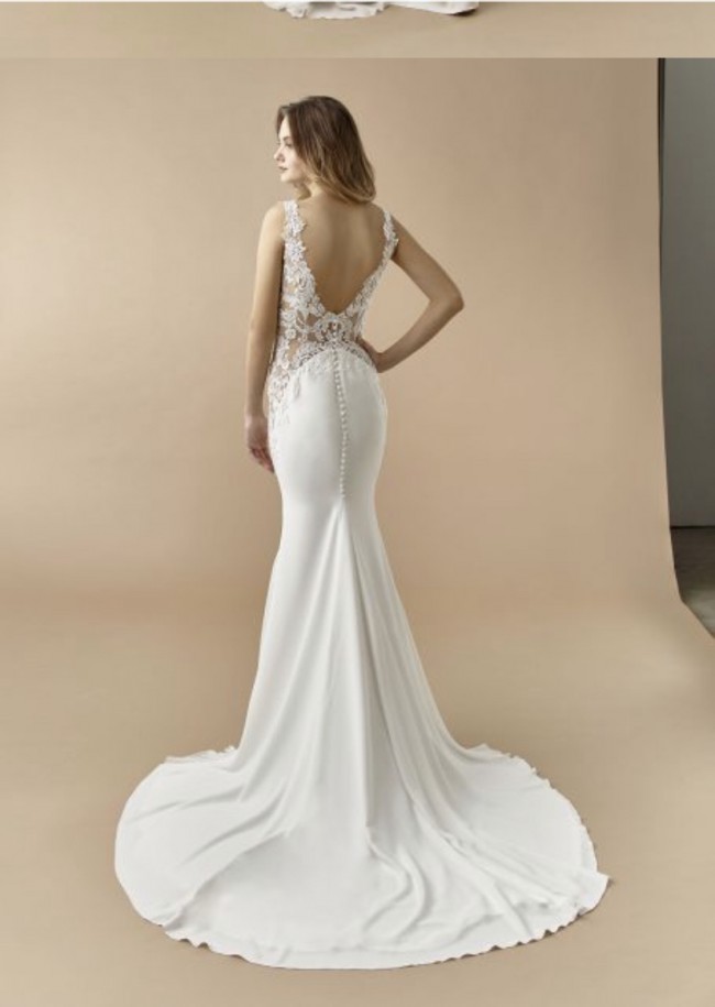 enzoani real bride