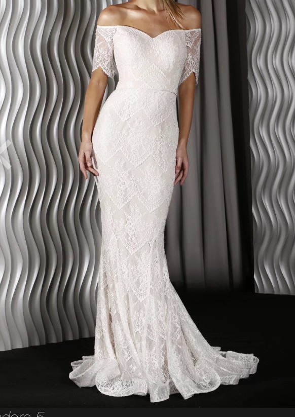 J'adore New Wedding Dress Save 7% - Stillwhite J'adore New Wedding Dress Save 7% - Stillwhite