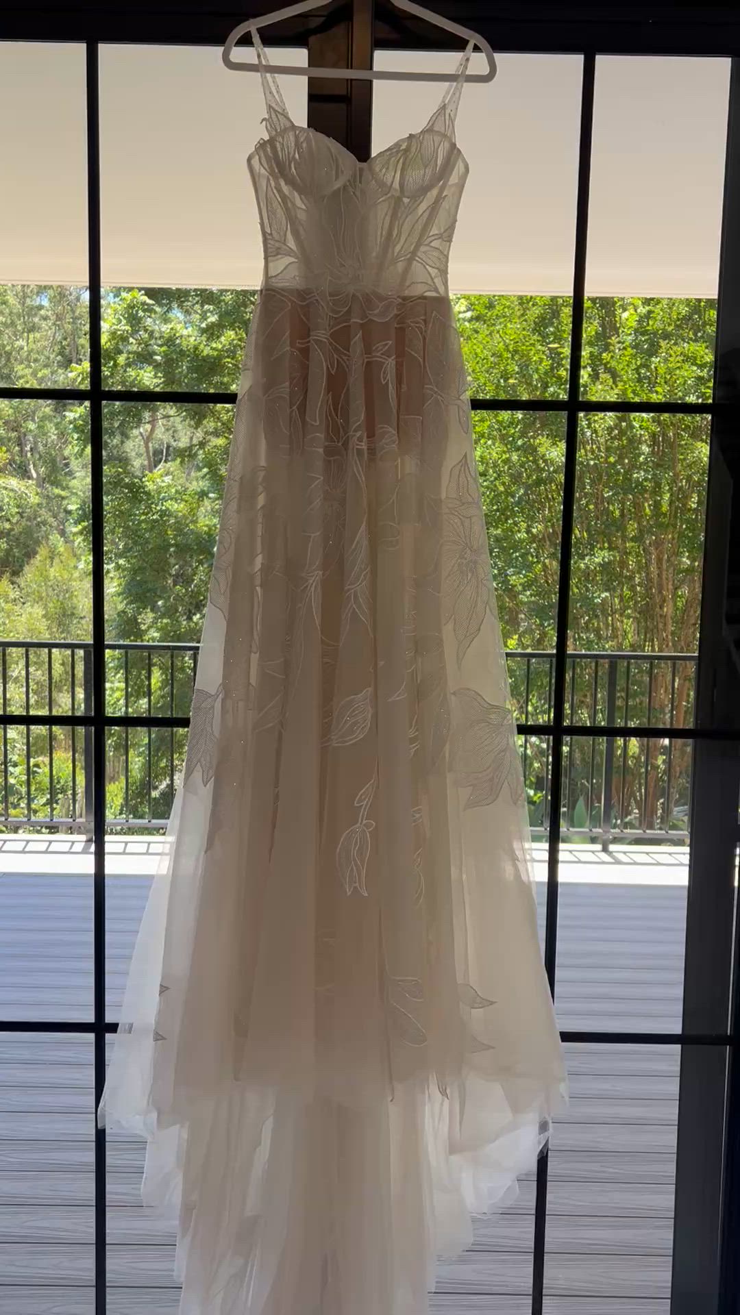 Galia Lahav, Bonny