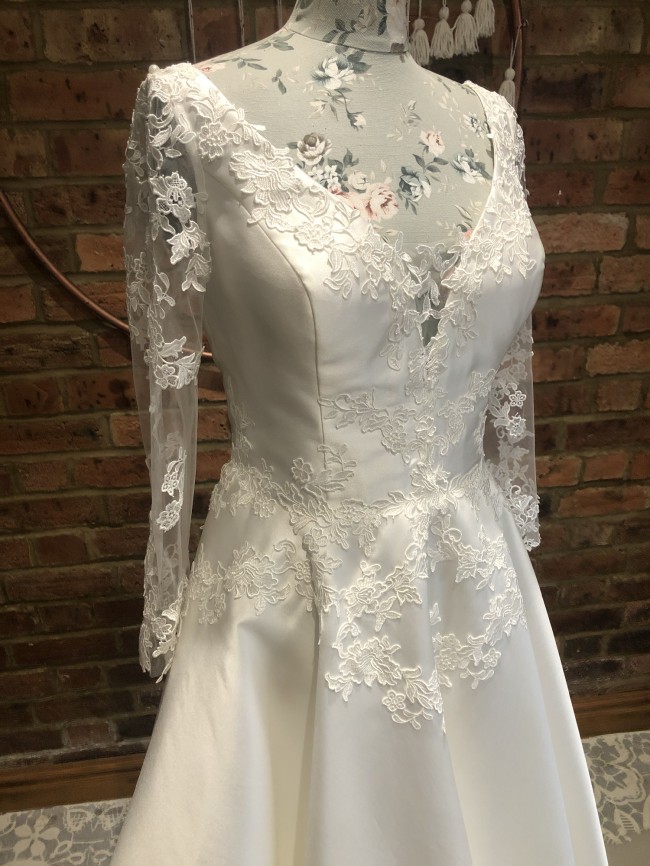 house of mooshki sample sale