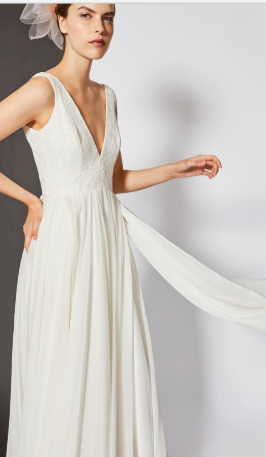 Charlie Brear Arla Preowned Wedding Dress Save 33% - Stillwhite