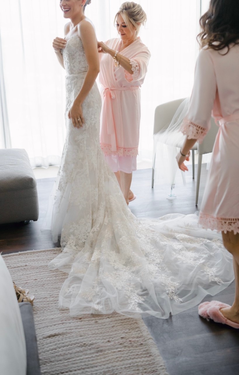 monique lhuillier larissa