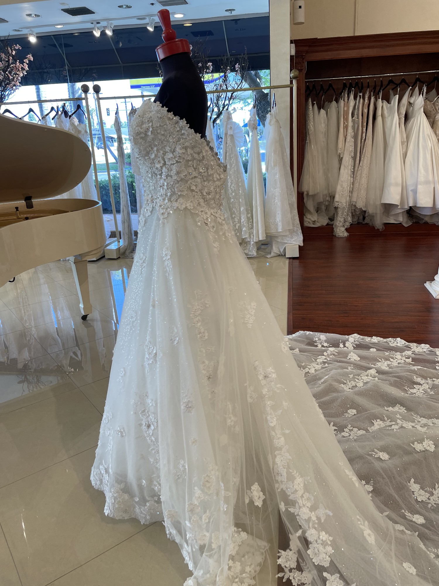 Eve of Milady Amalia Carrara 357 New Wedding Dress Save 38% - Stillwhite