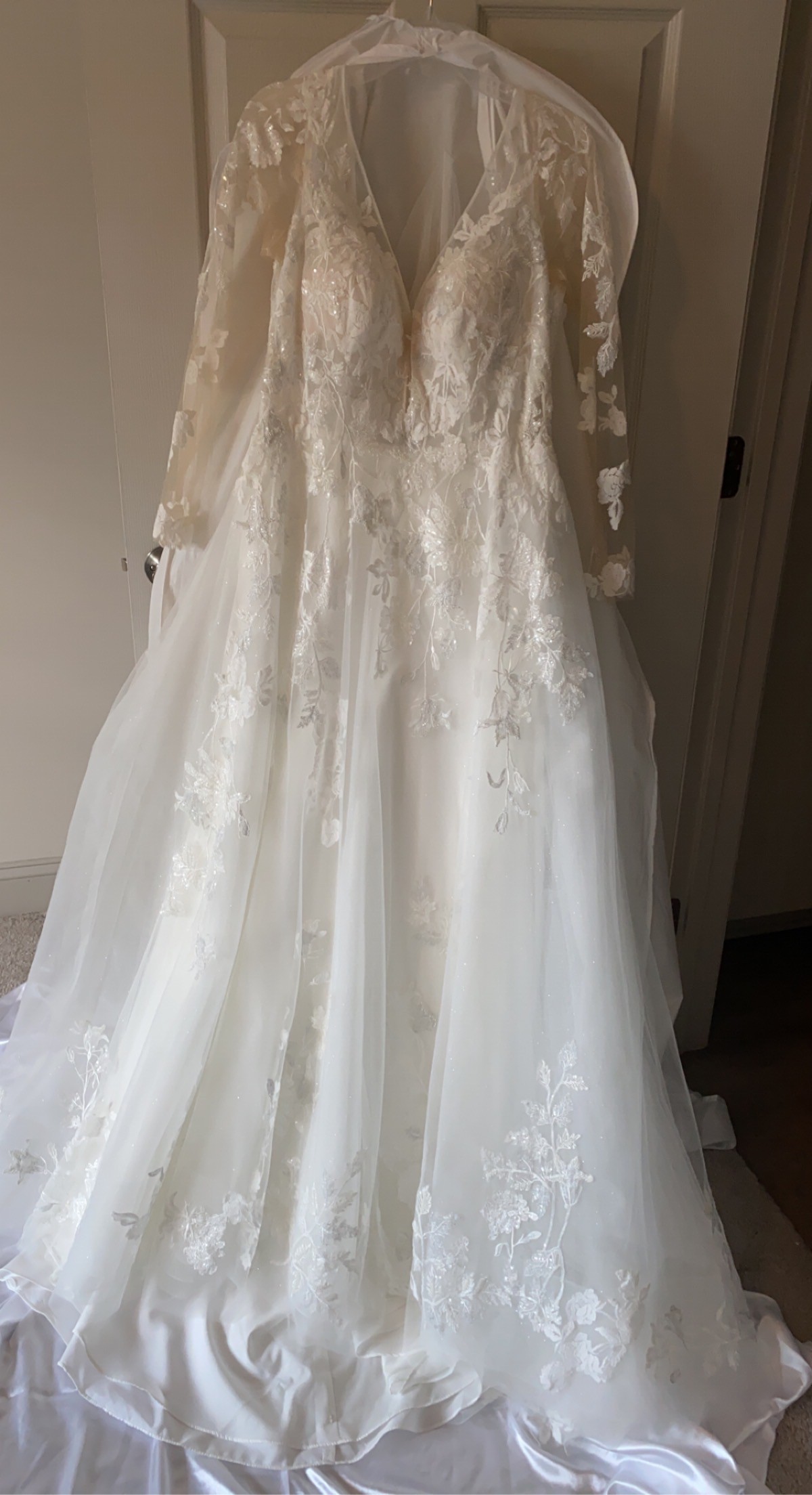 Allure Bridals 9808 New Wedding Dress Save 40% - Stillwhite
