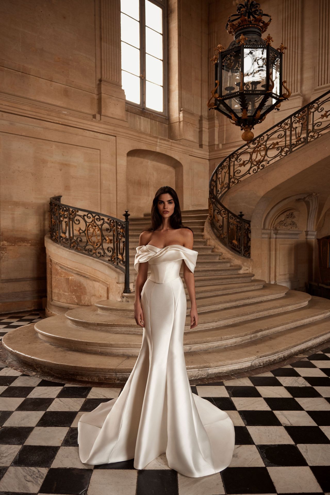 Milla Nova, Rita Sample Wedding Dress Save 62% - Stillwhite