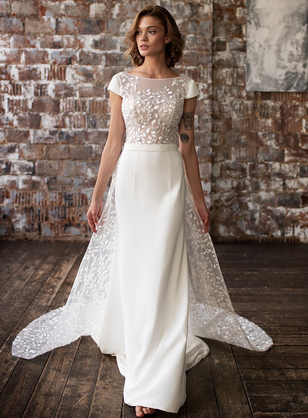 chinese dress ladies Boho Lace Wedding Dress with Lace Up Cut-Outs