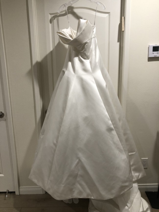 monique lhuillier kingsley