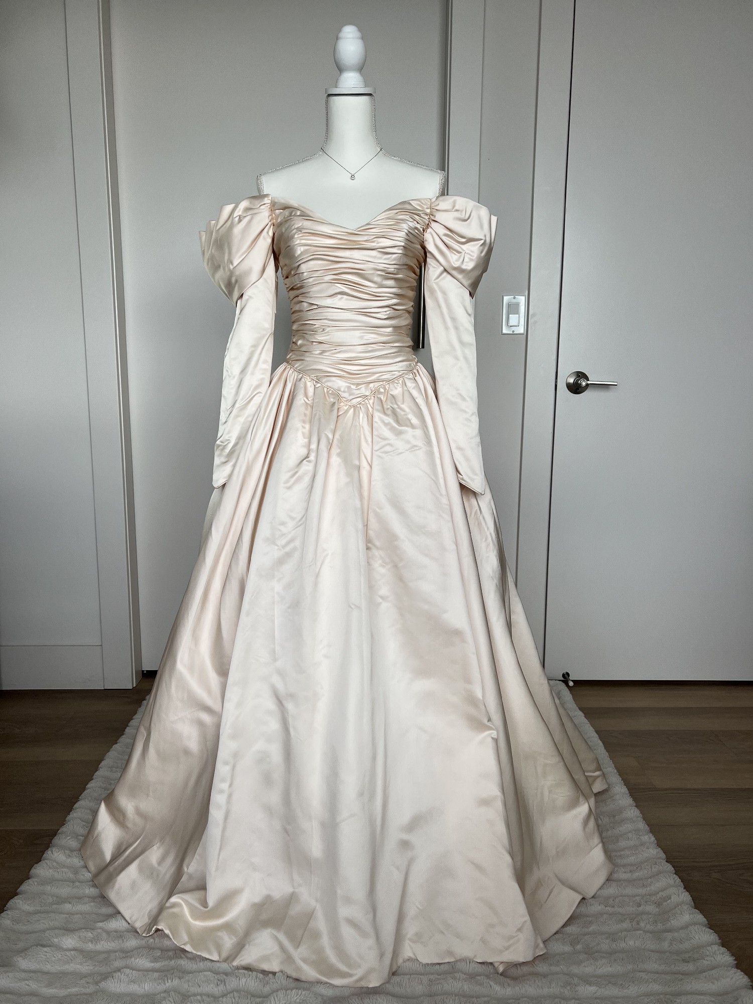Chosen By One Day Houston Sample Wedding Dress Save 90% - Stillwhite