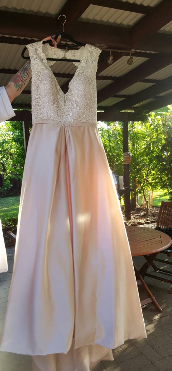 Mia Solano M1783z Ivory Vintage Rose New Wedding Dress On Sale