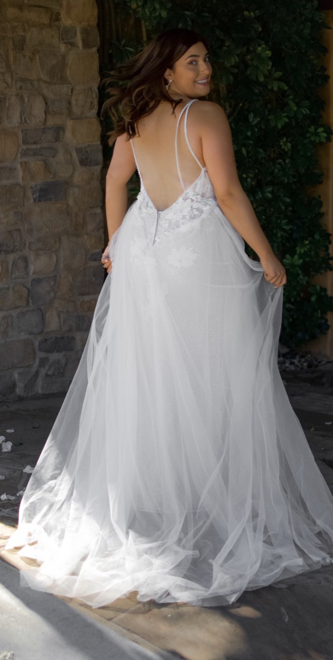 Galina Signature Swg New Wedding Dress Save Stillwhite