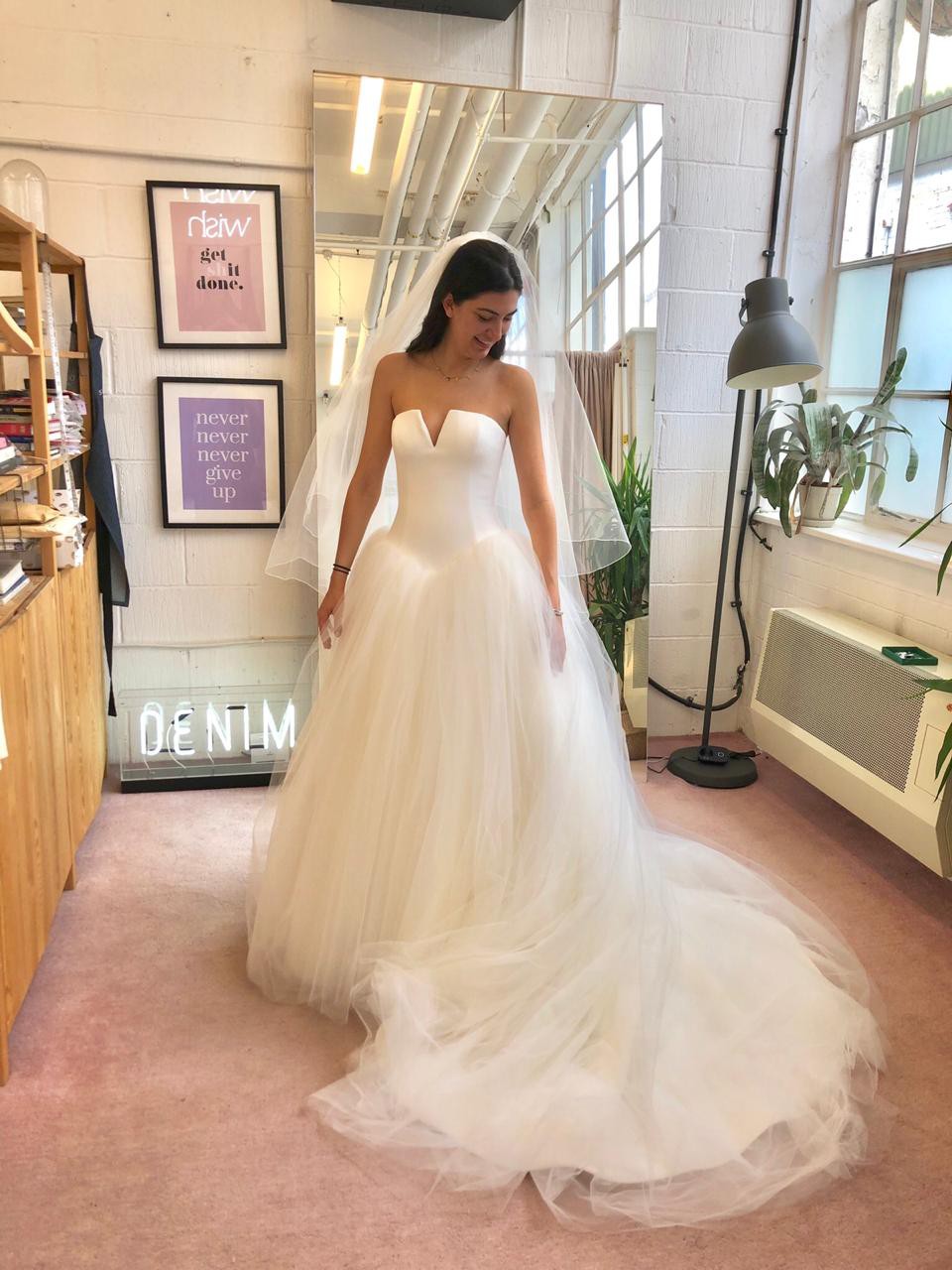 Vera Wang Fernanda Used Wedding Dress - Stillwhite