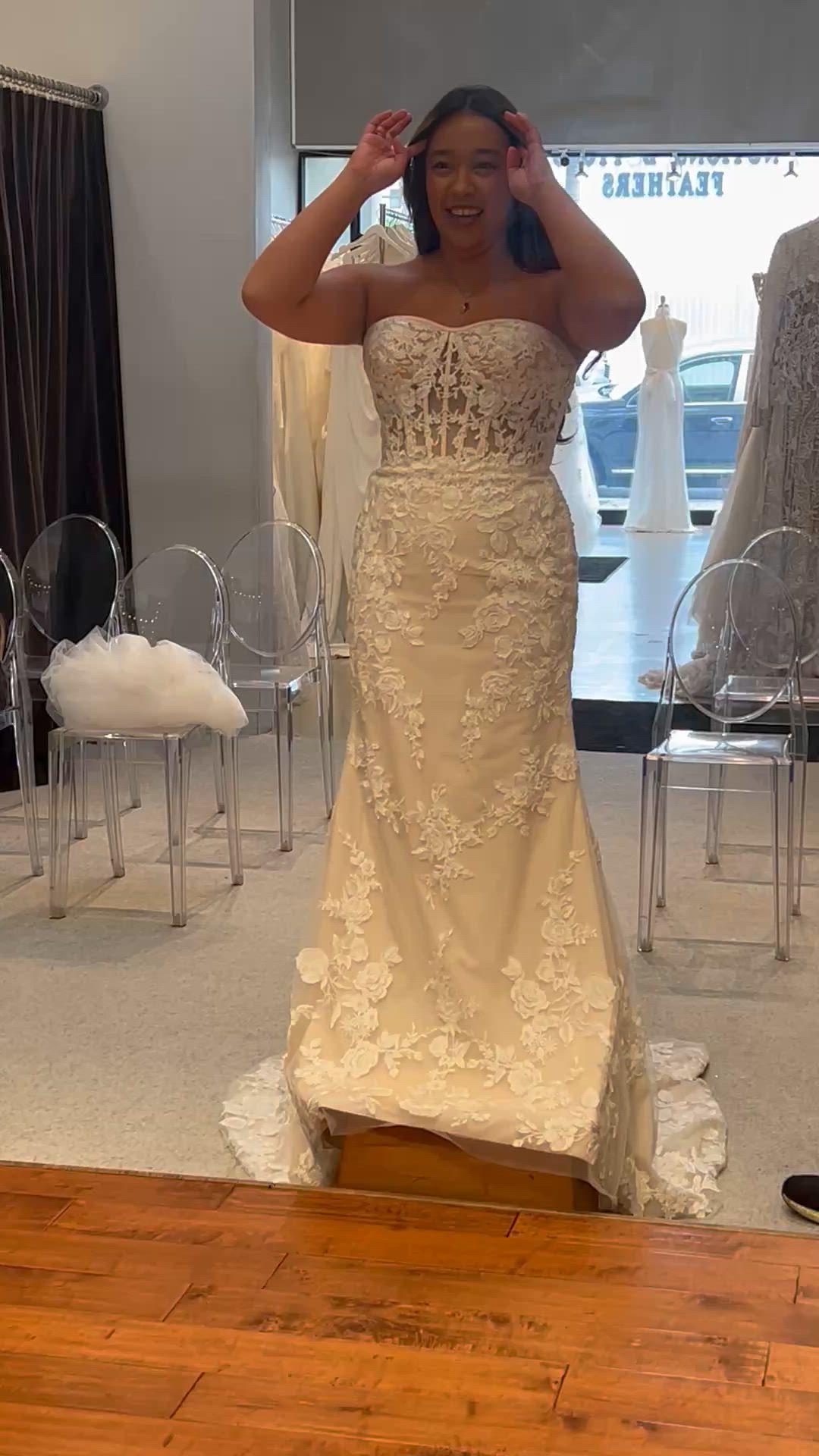 Vera Wang, Pronovias Wedding Gown-Hortense