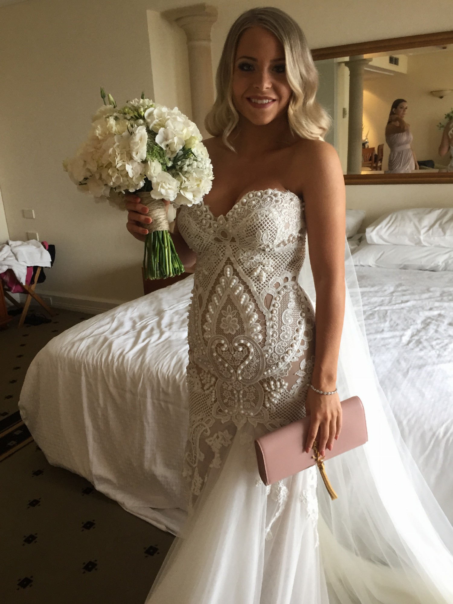 leah da gloria wedding dress