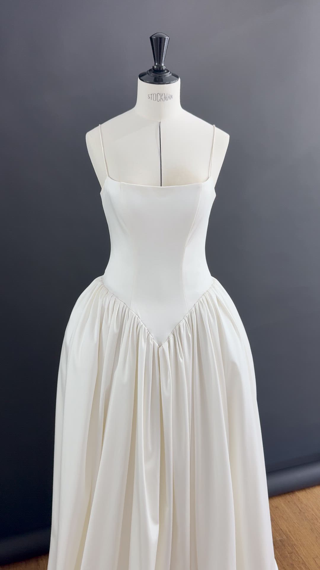 INGRID OLIĆ BRIDAL, ESTHER GOWN