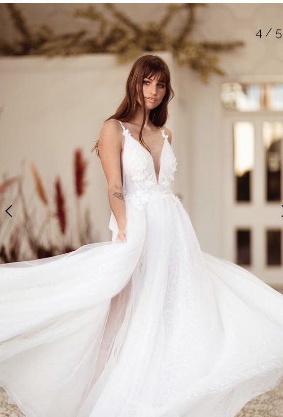 White April WA330