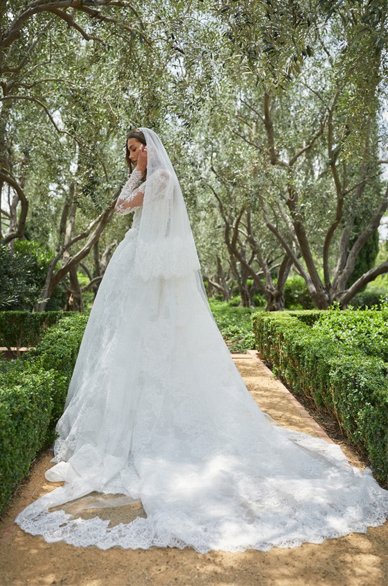 Monique Lhuillier Monique Lhuillier