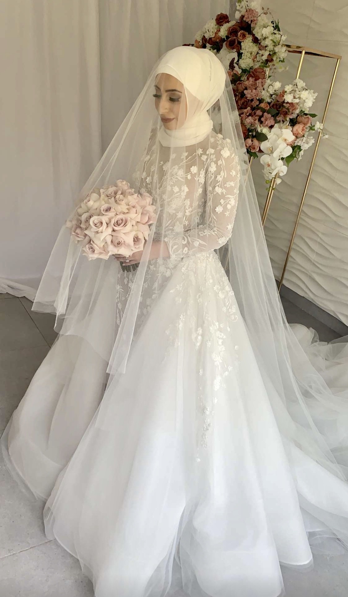 Leah Da Gloria Custom Made Used Wedding Dress Save 56% - Stillwhite