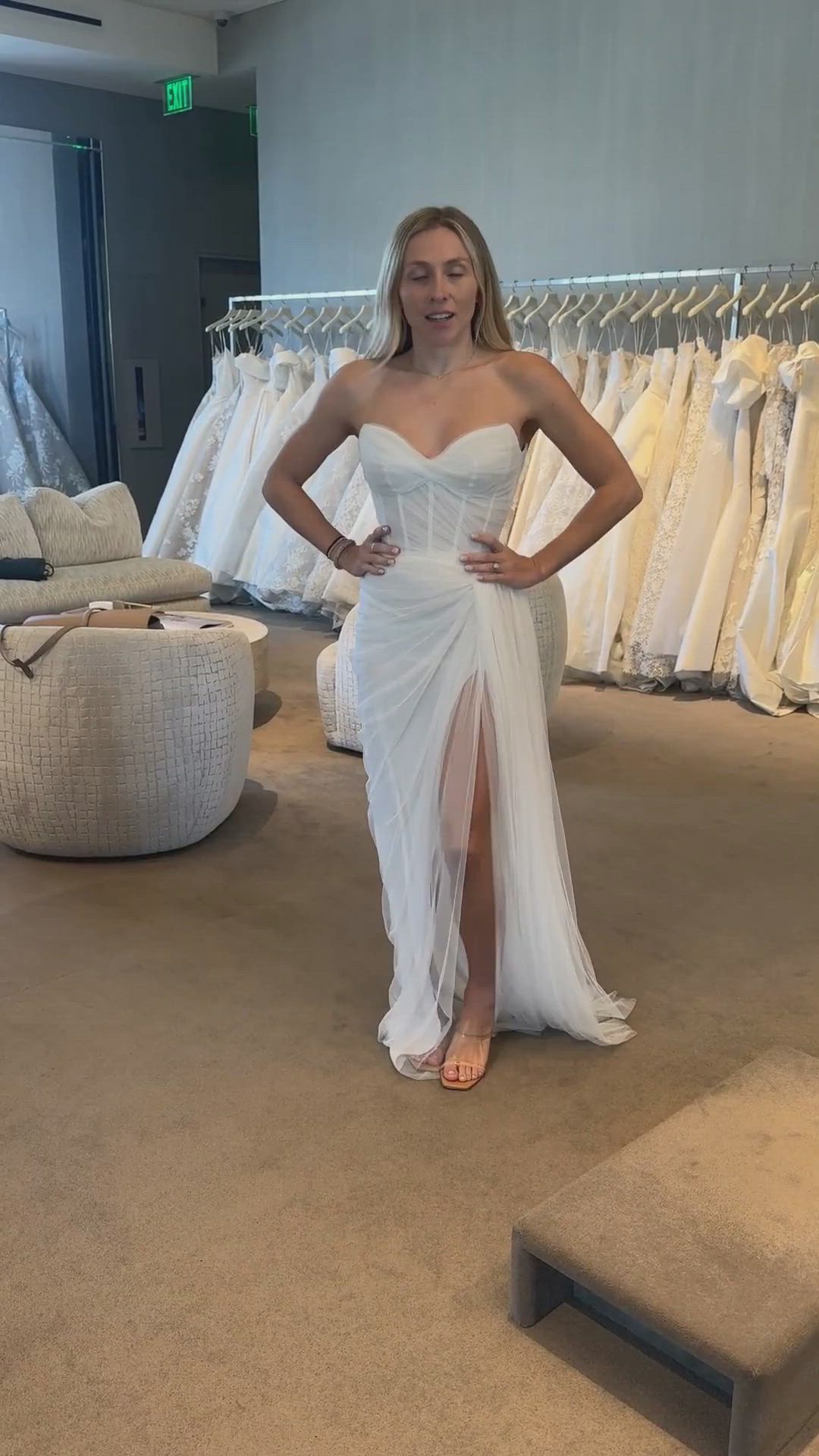 Monique Lhuillier, Sunset