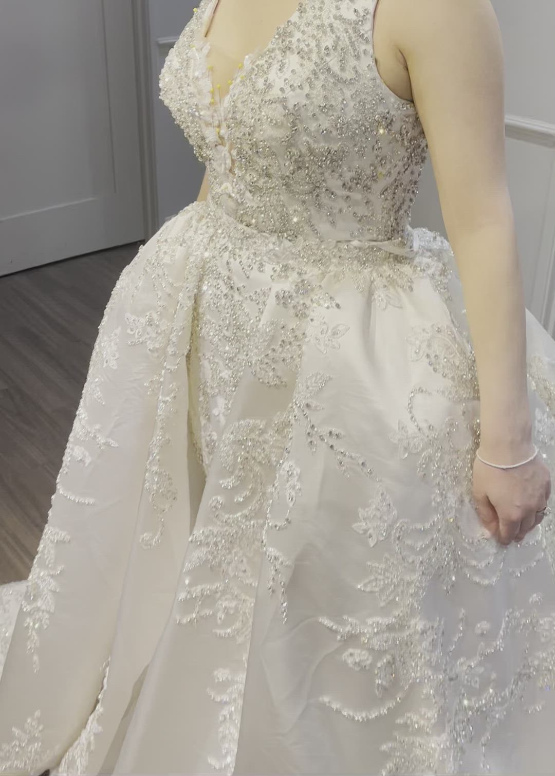 Ysa Makino