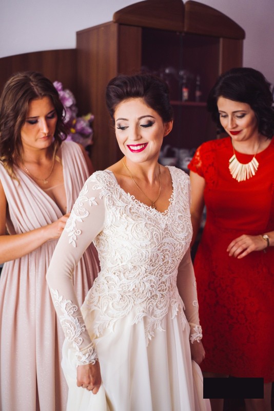 Gala Oriana Preloved Wedding Dress On Sale 75 Off Stillwhite