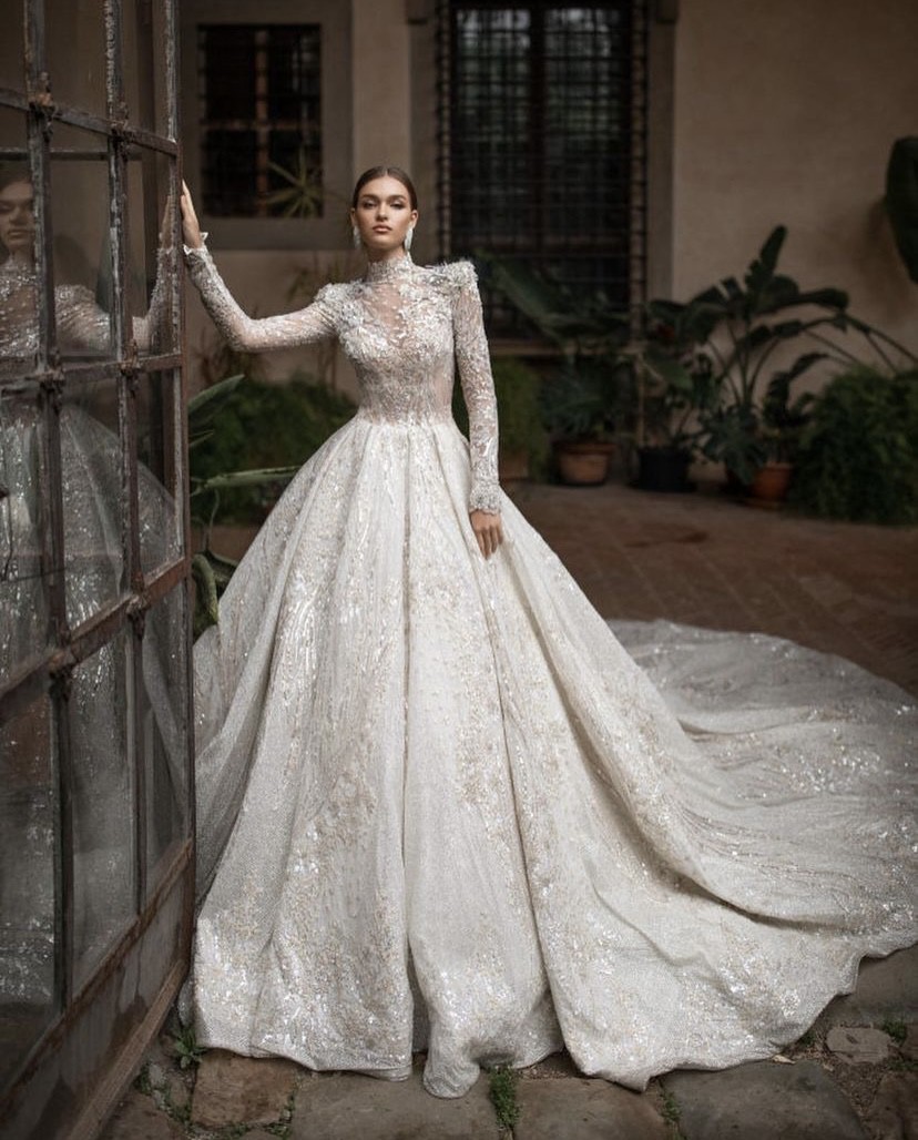 Milla Nova Helen Gown - Royal collection New Wedding Dress Save 24% ...