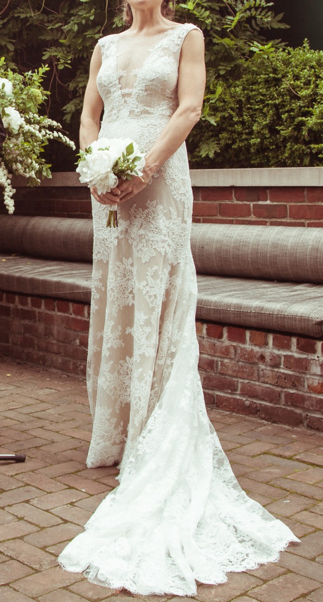 Monique Lhuillier Summer  Second Hand Wedding  Dress  on Sale 