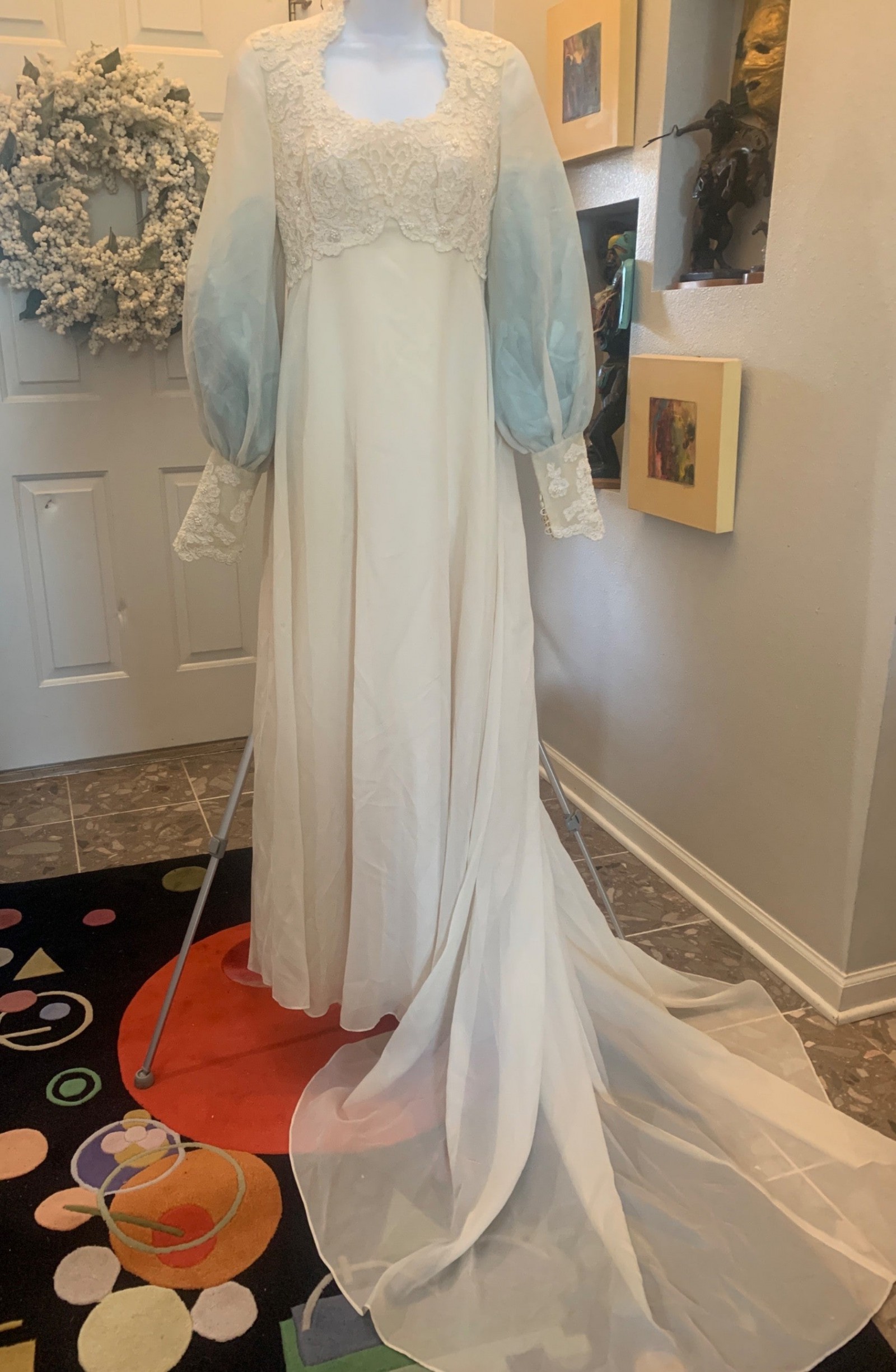 Bianchi, House of Bianchi Vintage, Veil included! 70s Long Wedding Dress  Save 86% - Stillwhite