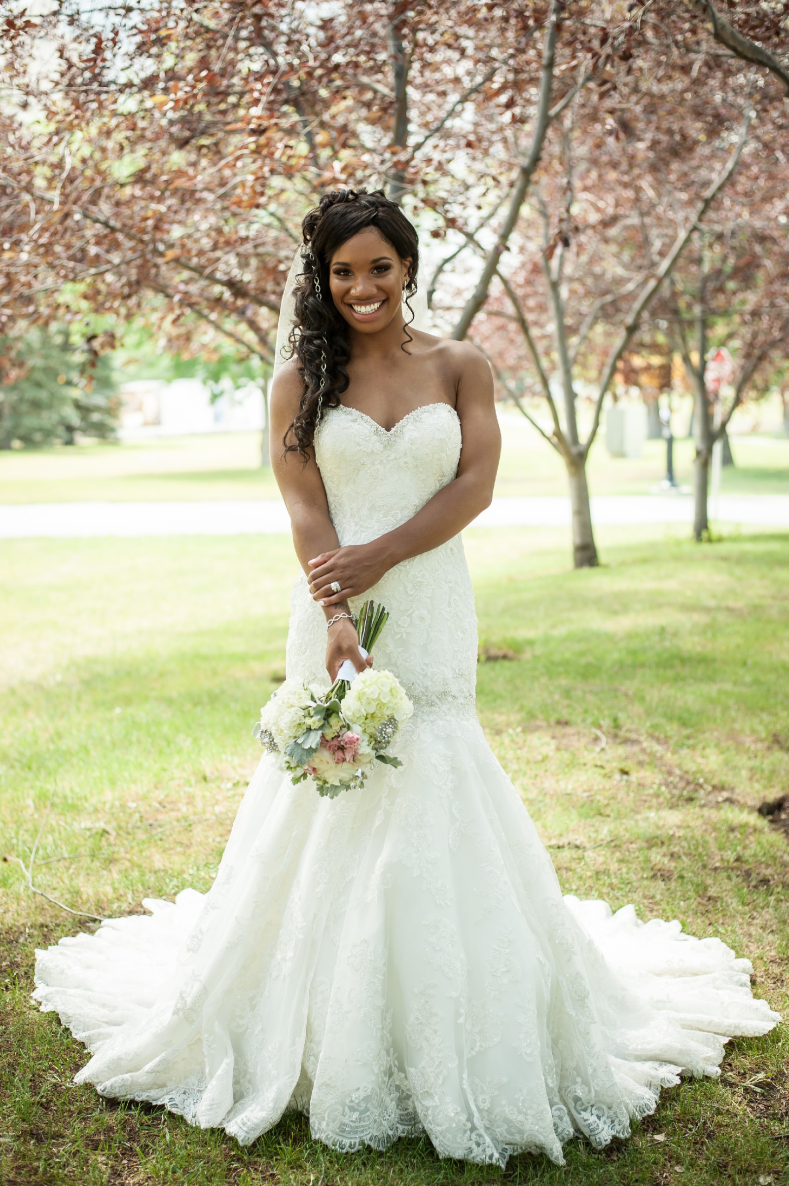 Allure Bridals 9018 Preowned Wedding Dress Save 49% - Stillwhite