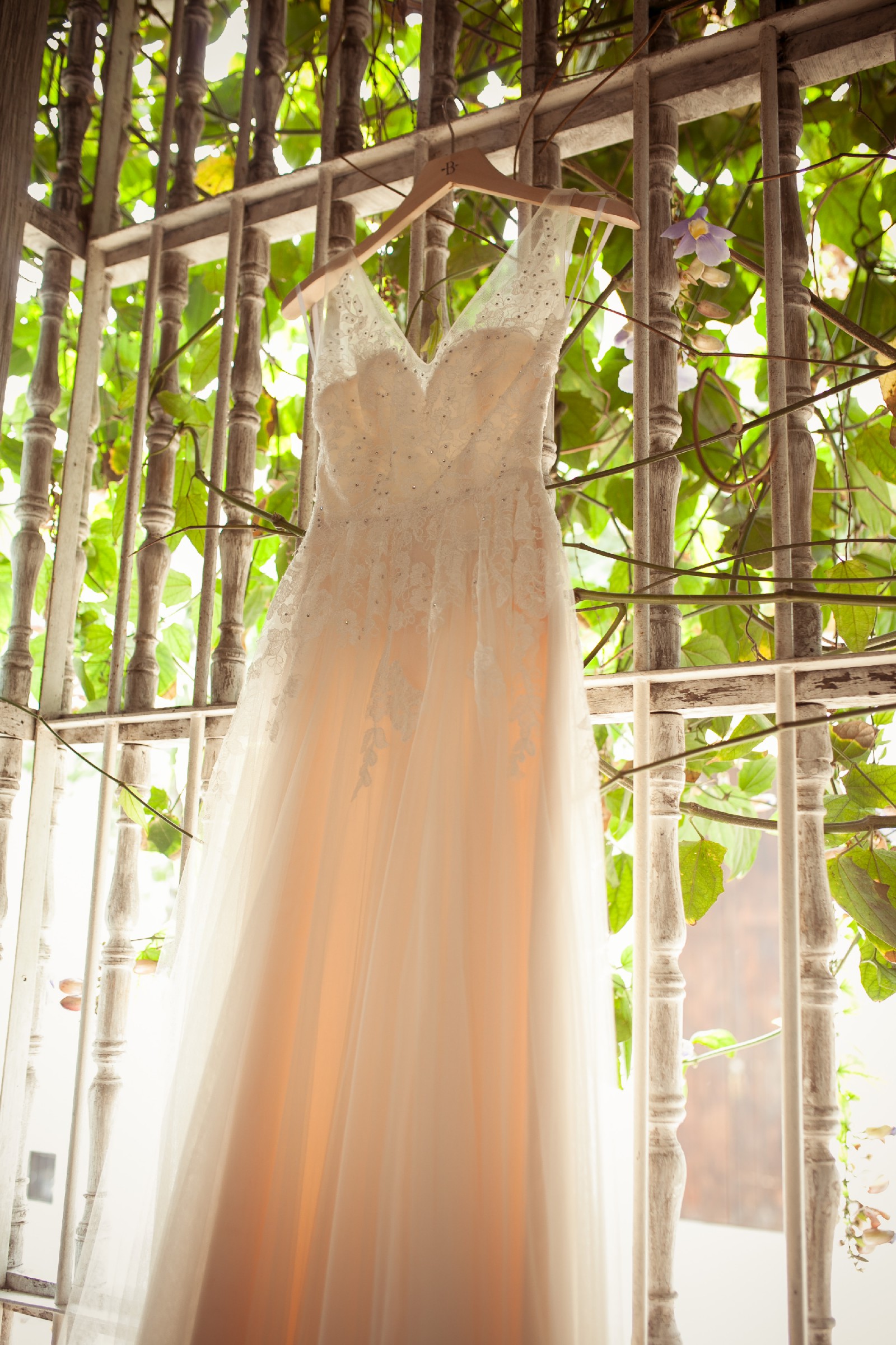 BHLDN, Reagan Gown Preloved Wedding Dress Save 62% - Stillwhite