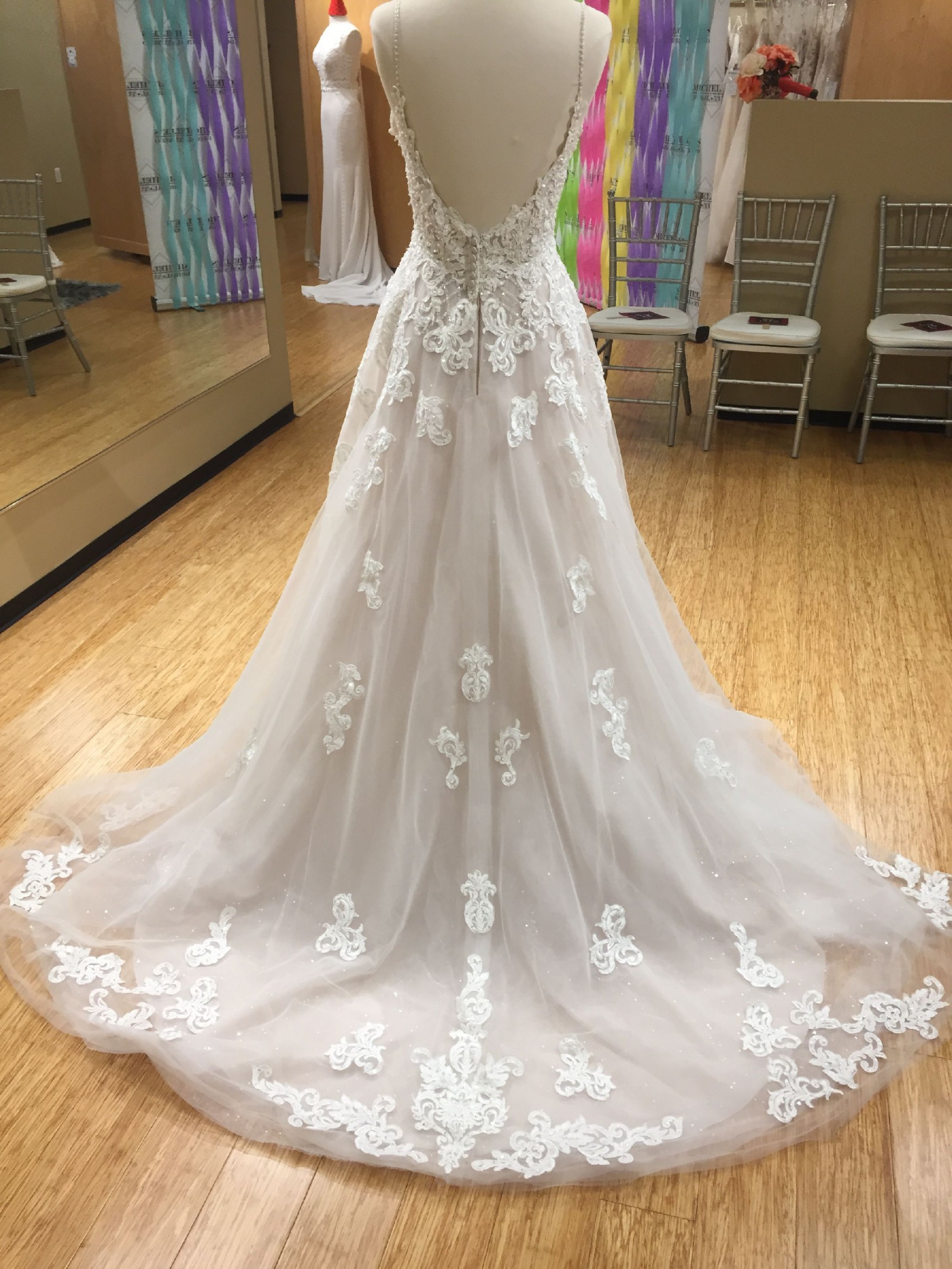 Essense of Australia D2363 New Wedding Dress Save 15% - Stillwhite