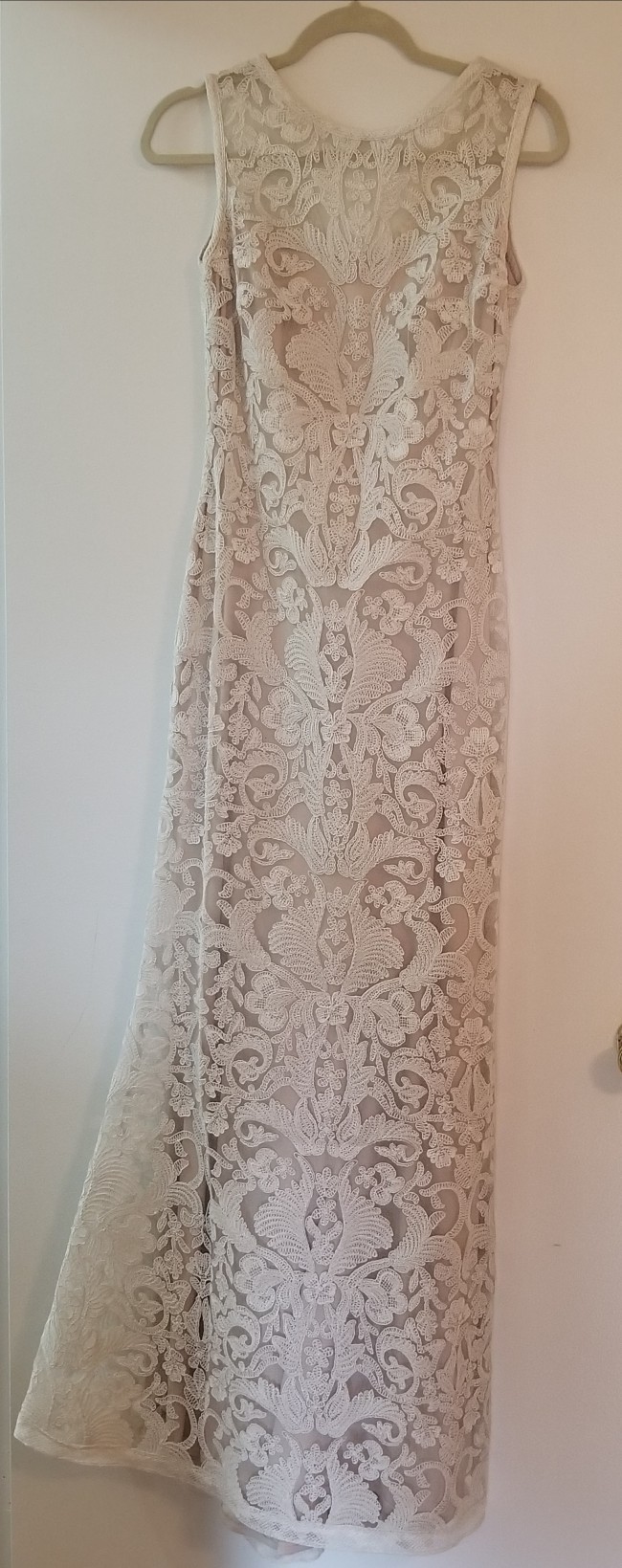 Tadashi Shoji Ines gown Used Wedding Dress - Stillwhite