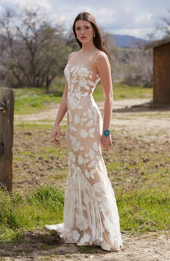 Willowby by Watters Willowby by Watters