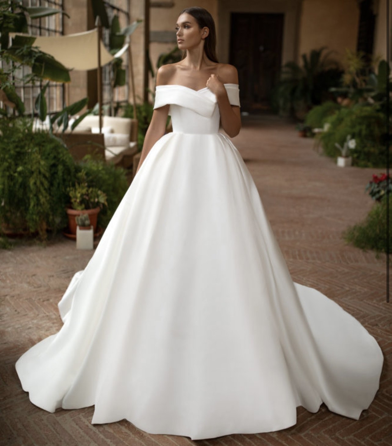 Milla Nova Matilda Royal Collection New Wedding Dress Save 25% - Stillwhite