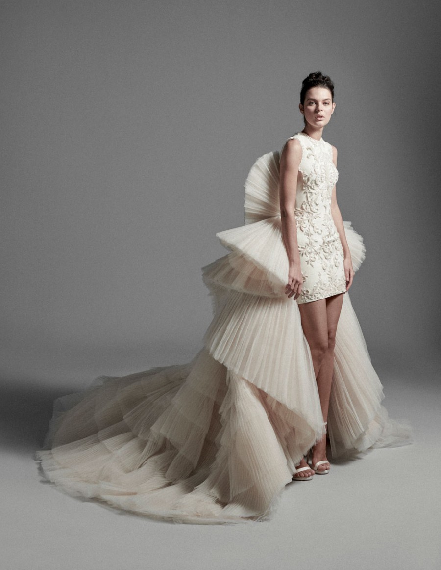 Pleats: The New Bridal Trend – Stillwhite Blog