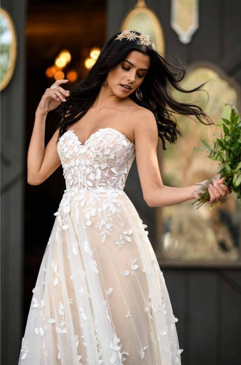 All Who Wander Raine Preloved Wedding Dress Save 22
