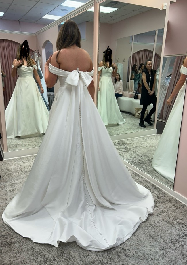 Justin Alexander, Reverie New Wedding Dress Save 62% - Stillwhite